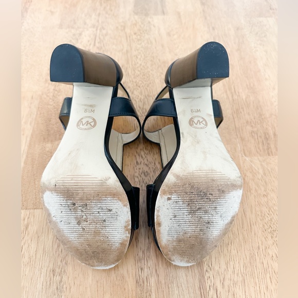 Michael Kors Berkley T-Strap Platform 6.5 - Picture 4 of 5